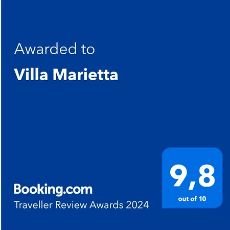 Nyaraló Marietta Szidári